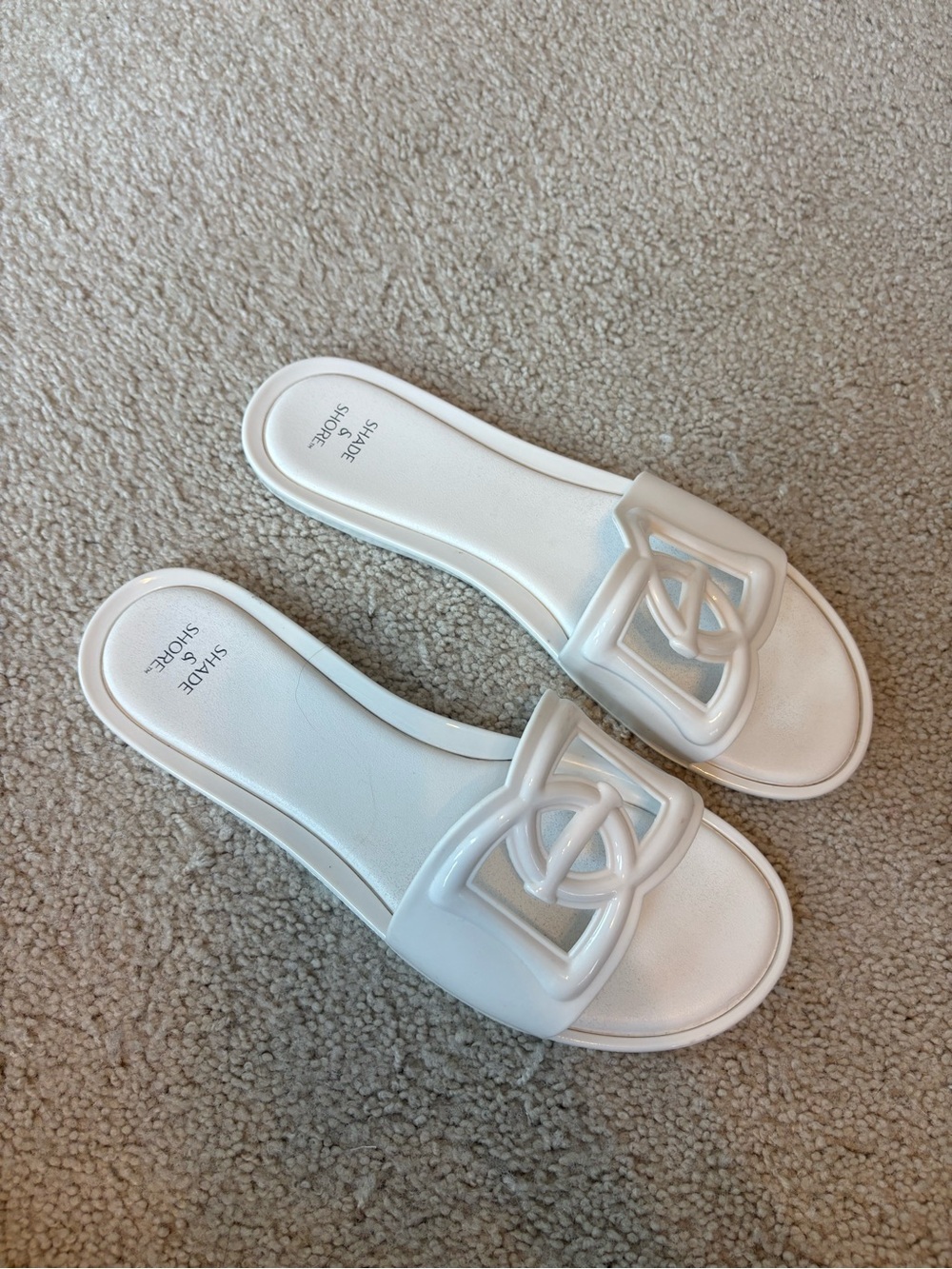 White Women's Slide Sandals with Decorative Knot Accent Size 8